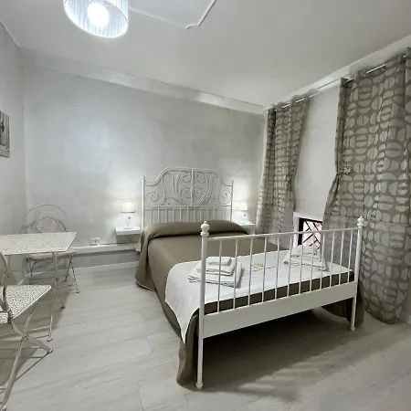Apartment La Dimora Del Principe Naples